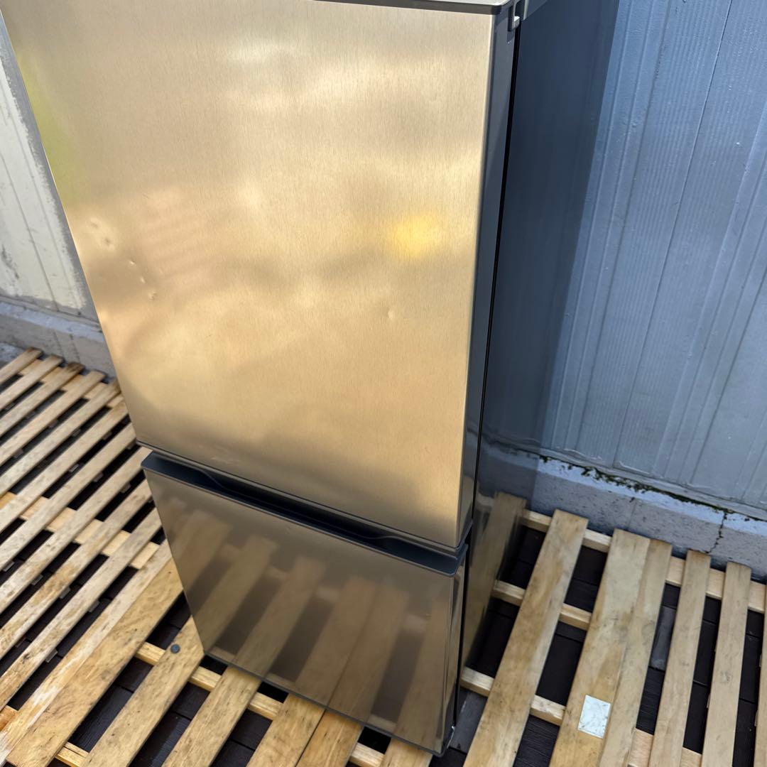 AQUA 2023年製 2ドア冷蔵庫 スタイリッシュシルバー 135L 495m