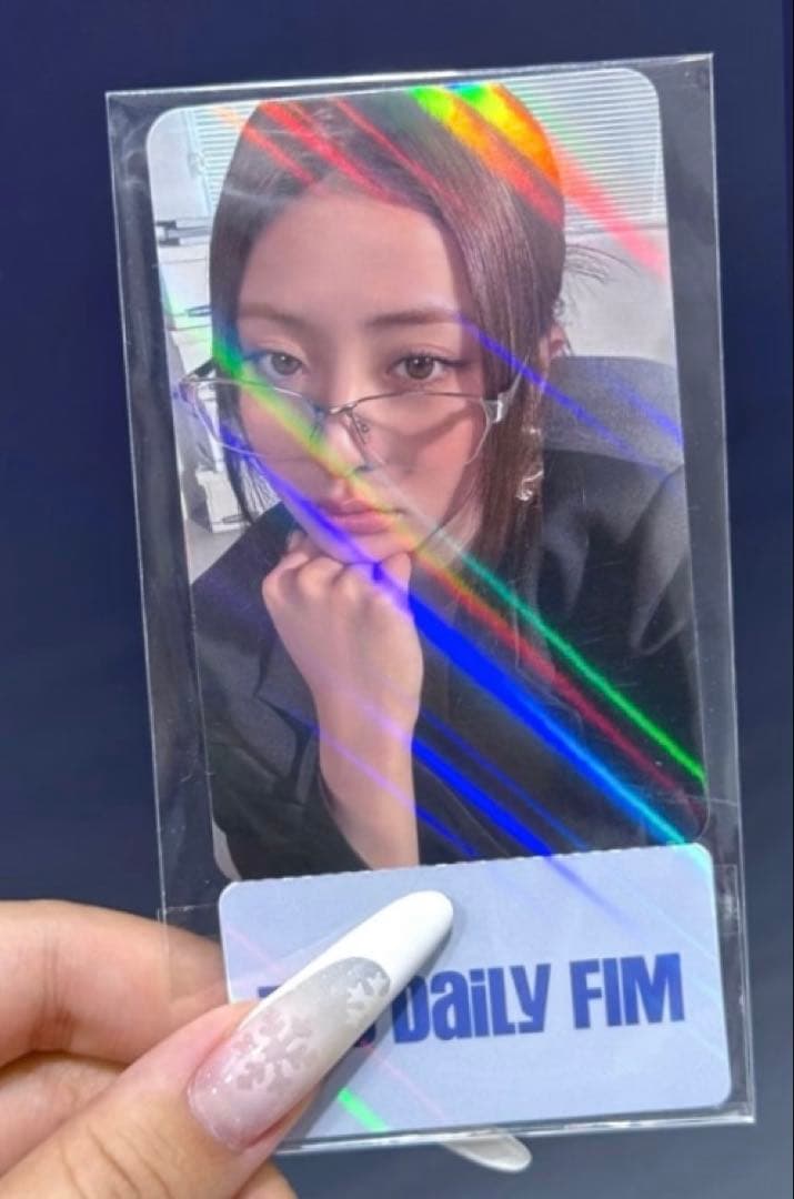 ルセラフィム ユンジン 2026シーグリ HYBEポップアップ チケットトレカB