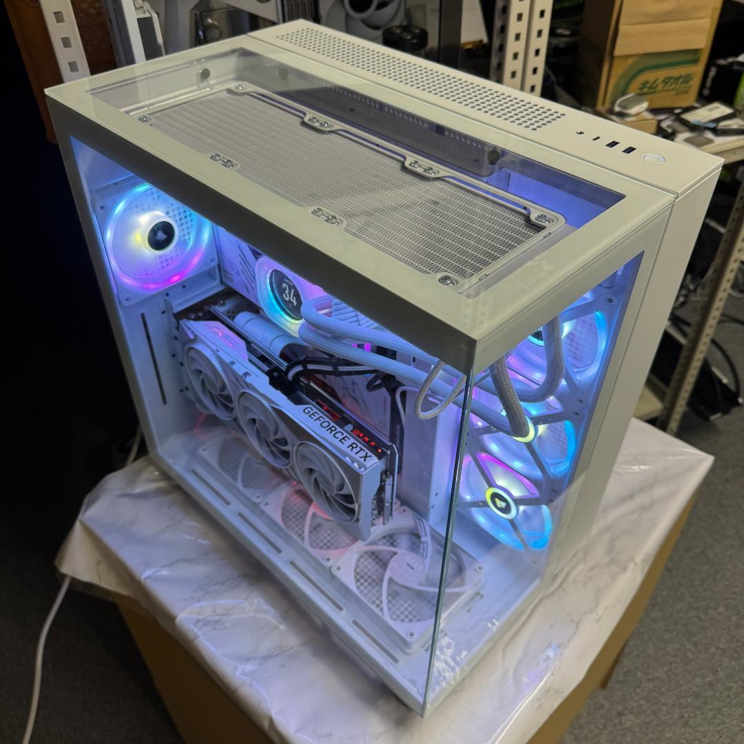 ゲーミングPC/13700F RTX4070TiS 32GB NVMe 1TB