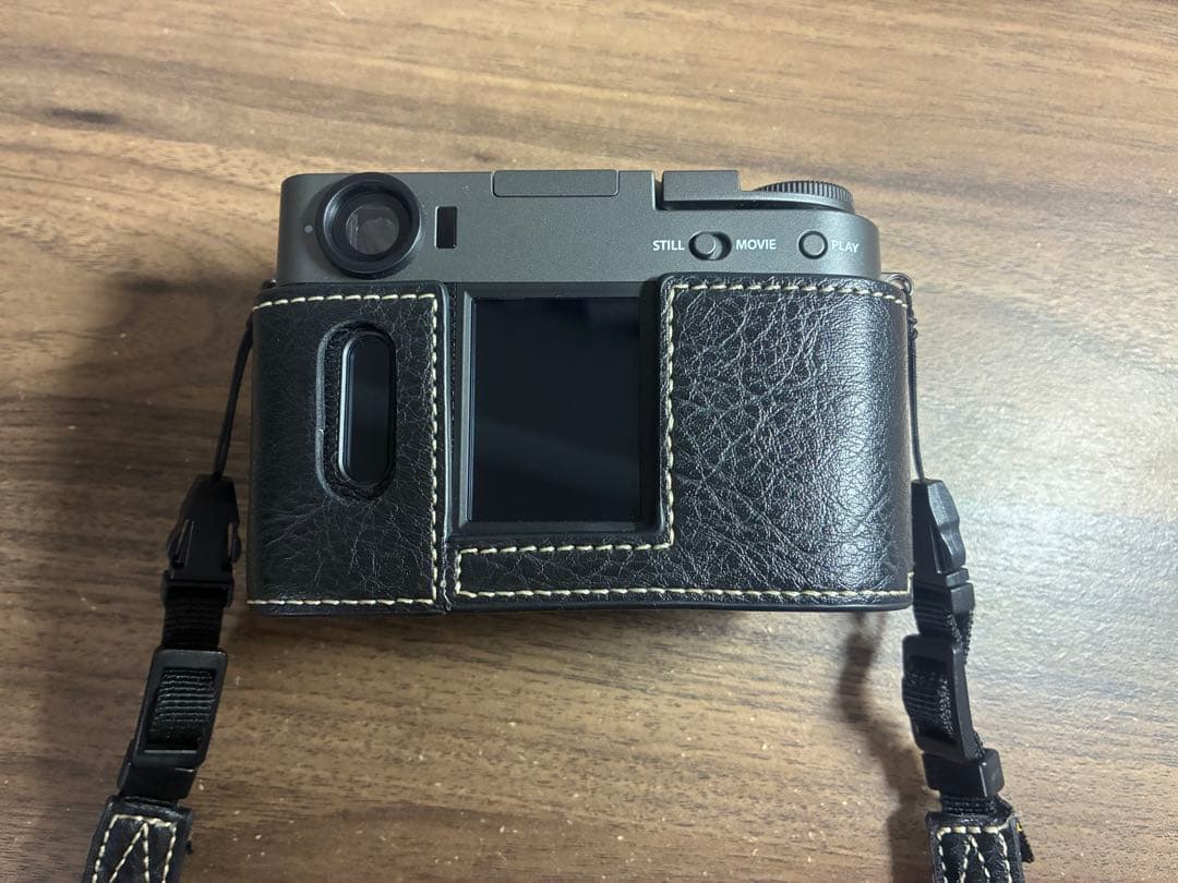 デジタルカメラ FUJIFILM x-half