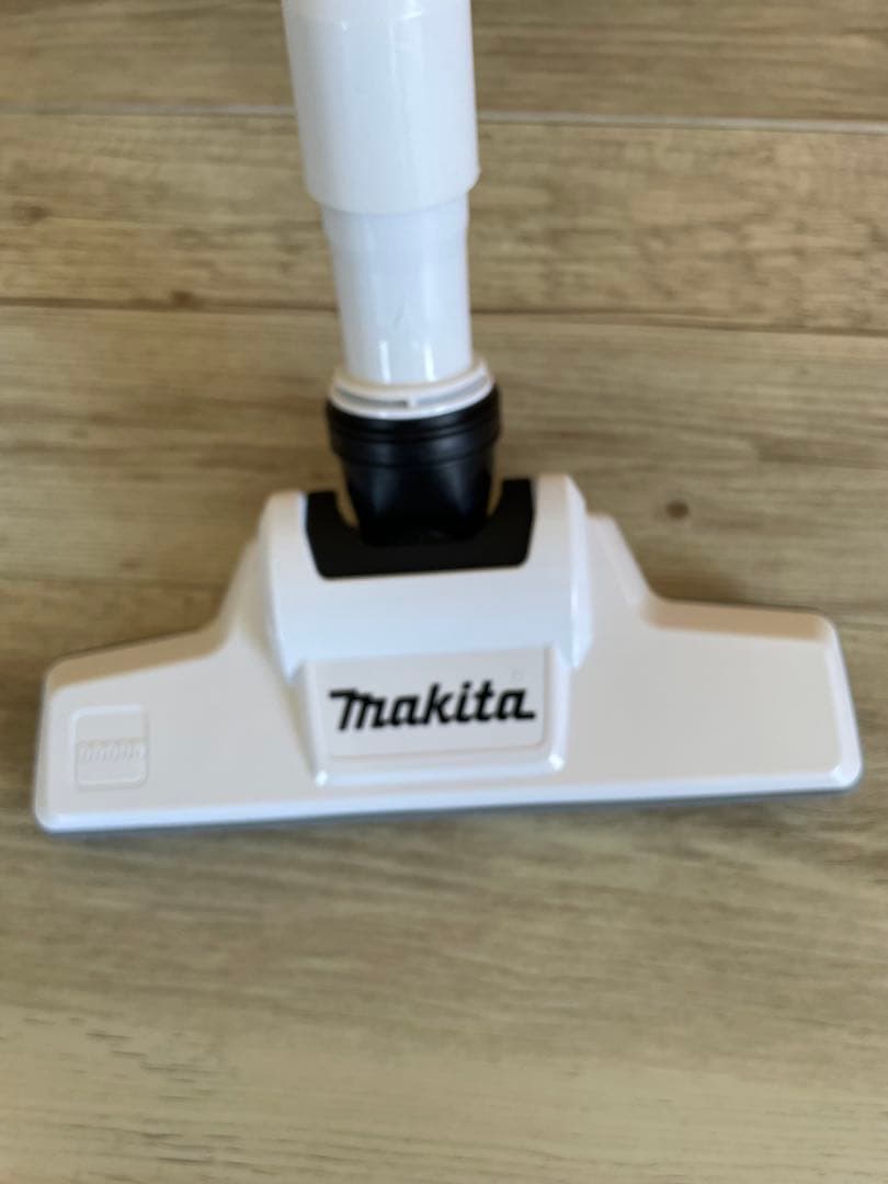 マキタ　CL107FD　掃除機