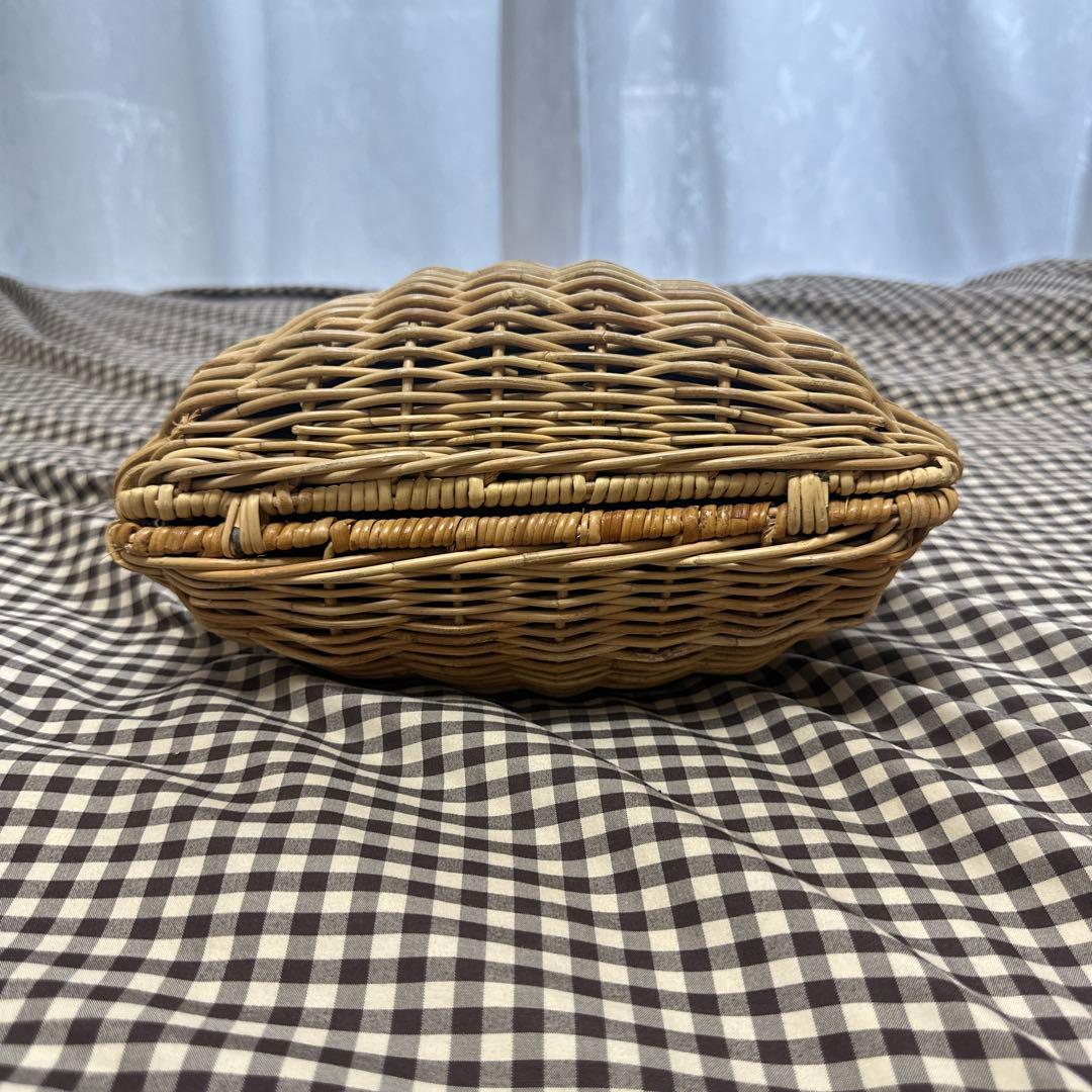 【週末限定値下げ】odds 　シェルバッグ　かごバッグ　ラタン　アナログ