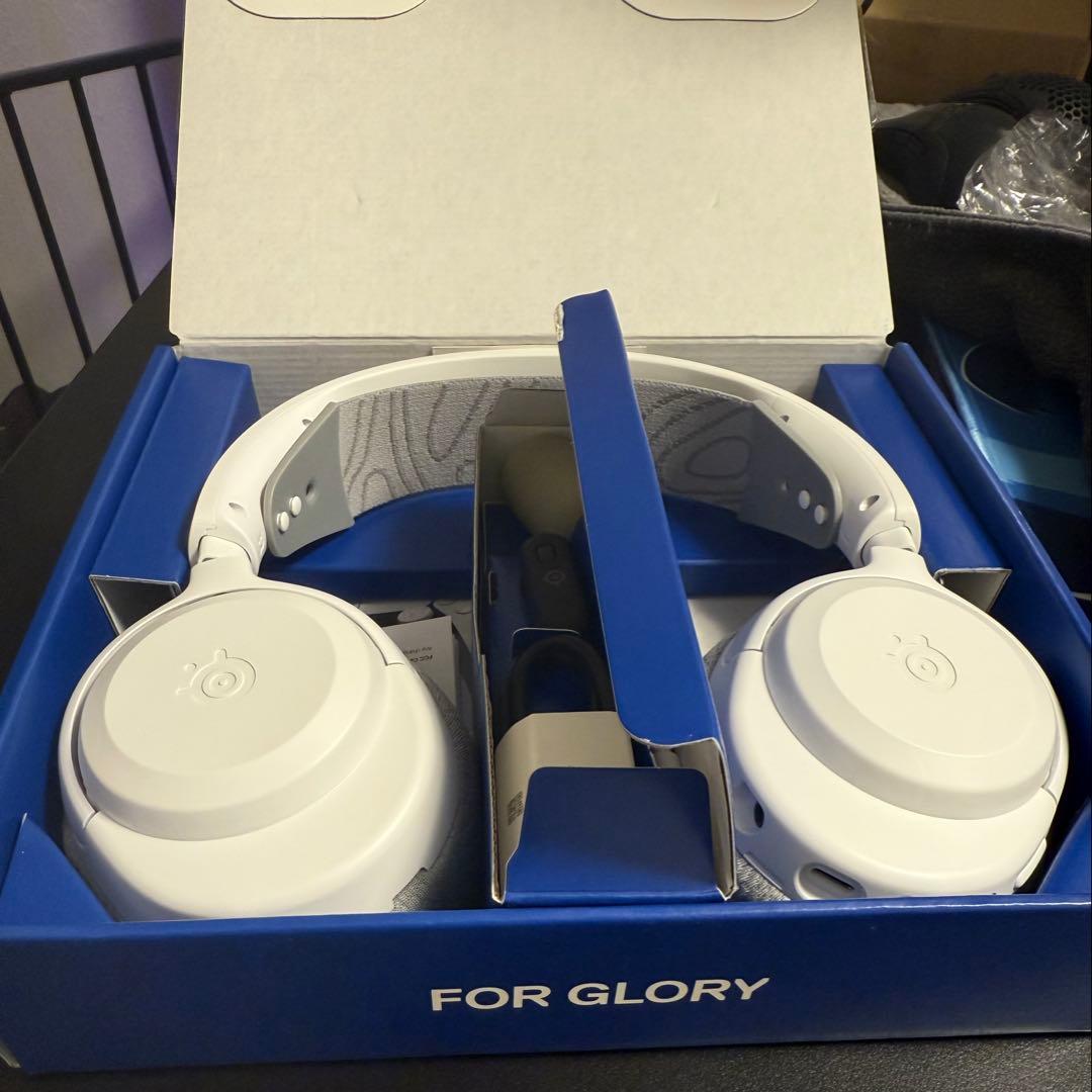 STEELSERIES　Arctis Nova 3P Wireless