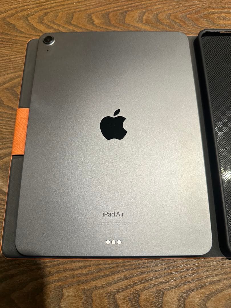 Apple iPad Air グレー 第5世代 Wifi ケース付き