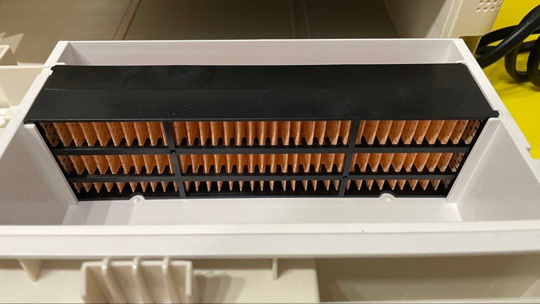 加湿機能付【ほぼ新品-大幅値下げ】加温セラミックファンヒーター