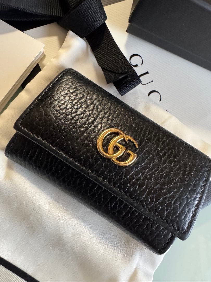 GUCCI グッチ GGプチマーモント ６連キーケース　ブラック