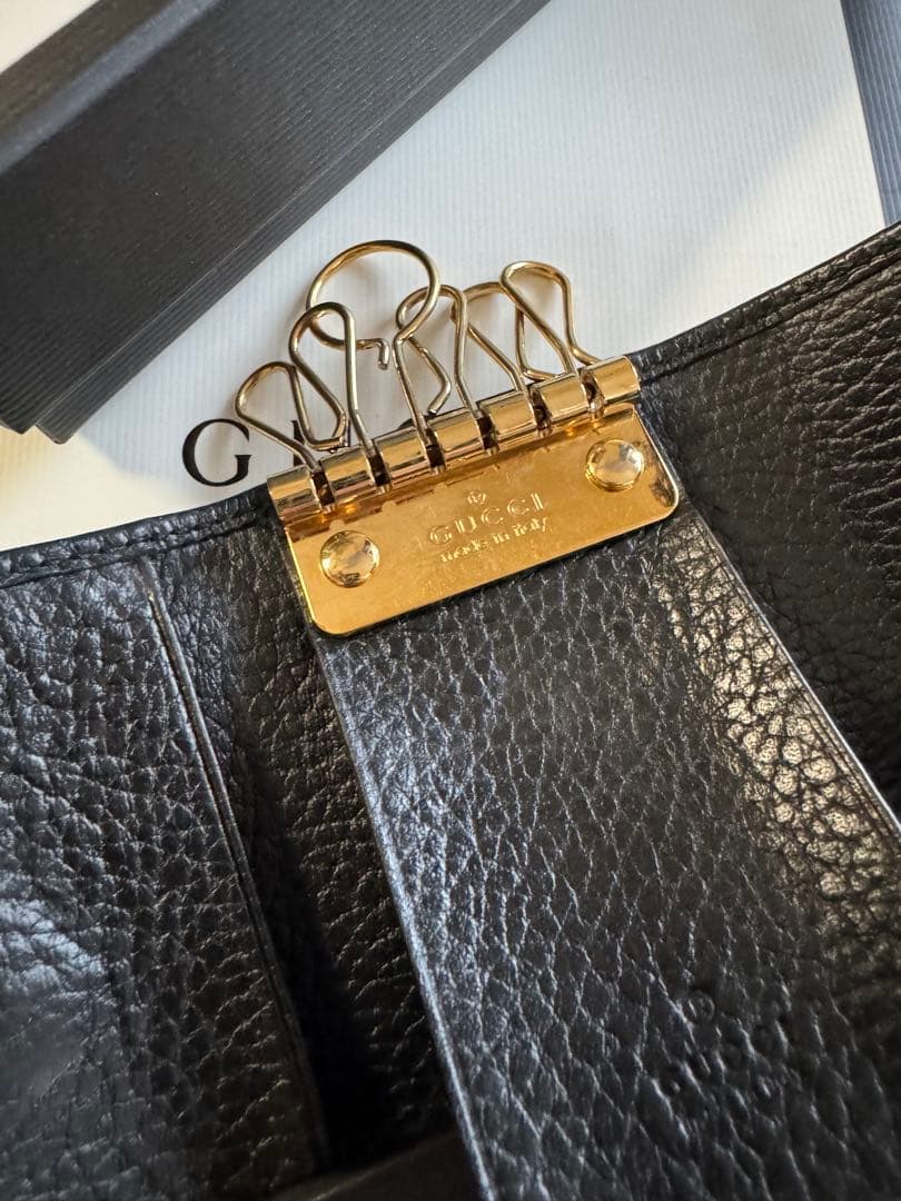 GUCCI グッチ GGプチマーモント ６連キーケース　ブラック
