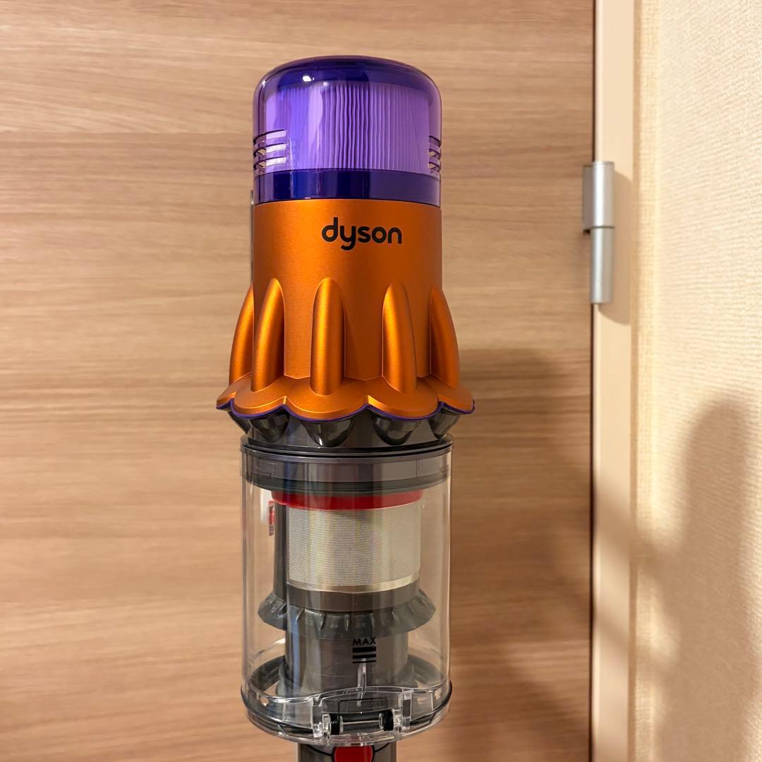 ダイソン コードレス掃除機 SV18FFCOM 2021年購入