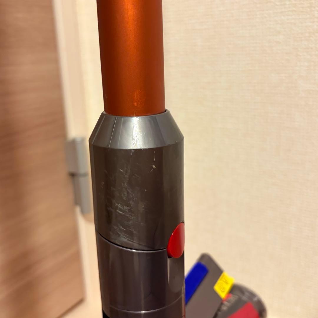 ダイソン コードレス掃除機 SV18FFCOM 2021年購入