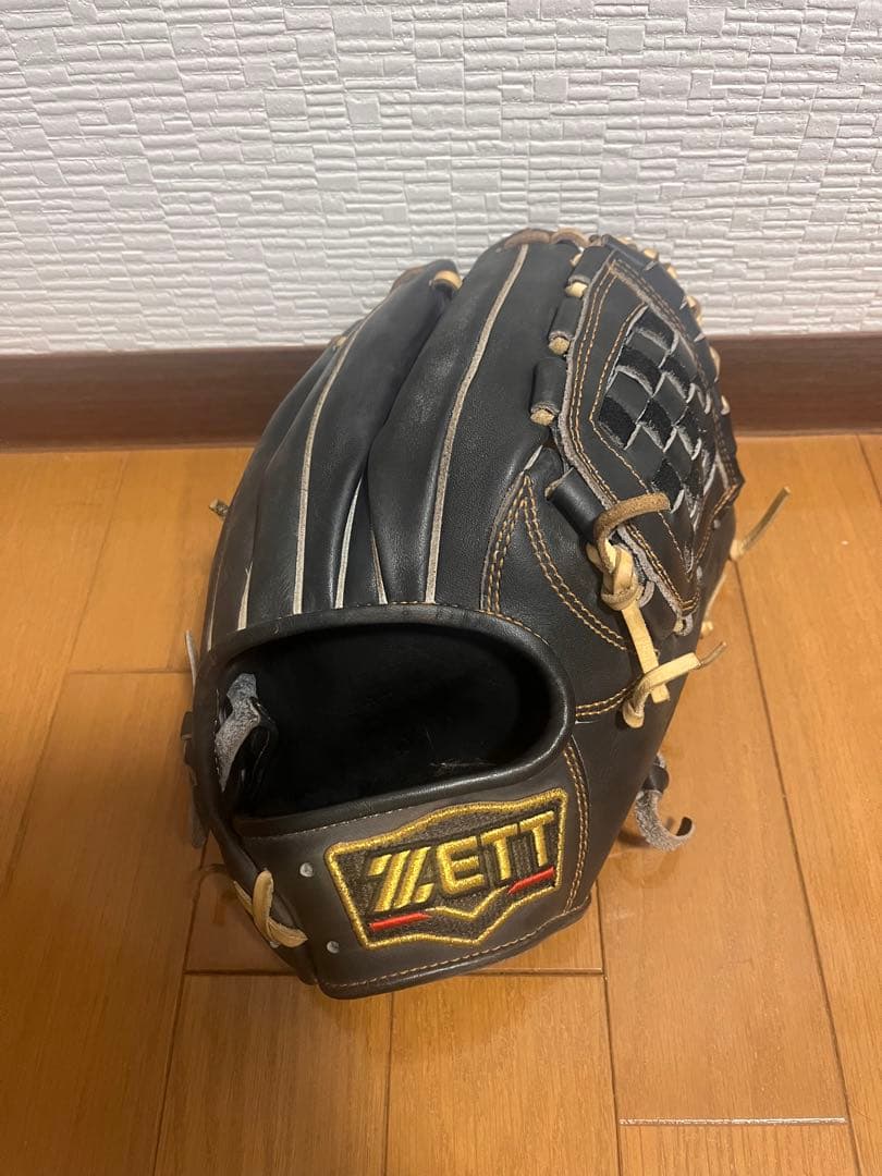 ZETT 源田モデル軟式グローブ