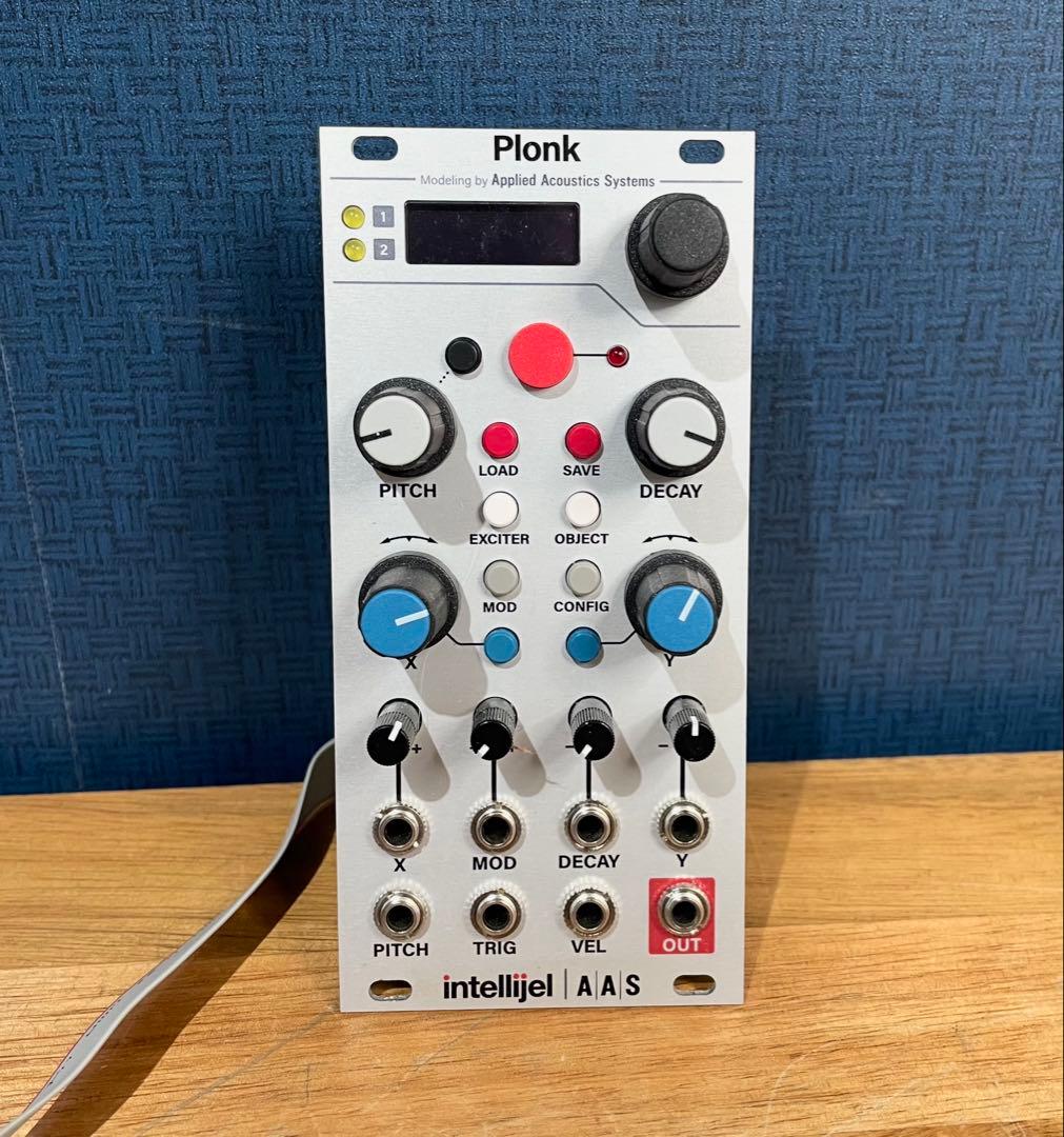 Intellijel Plonk モジュラーシンセサイザー