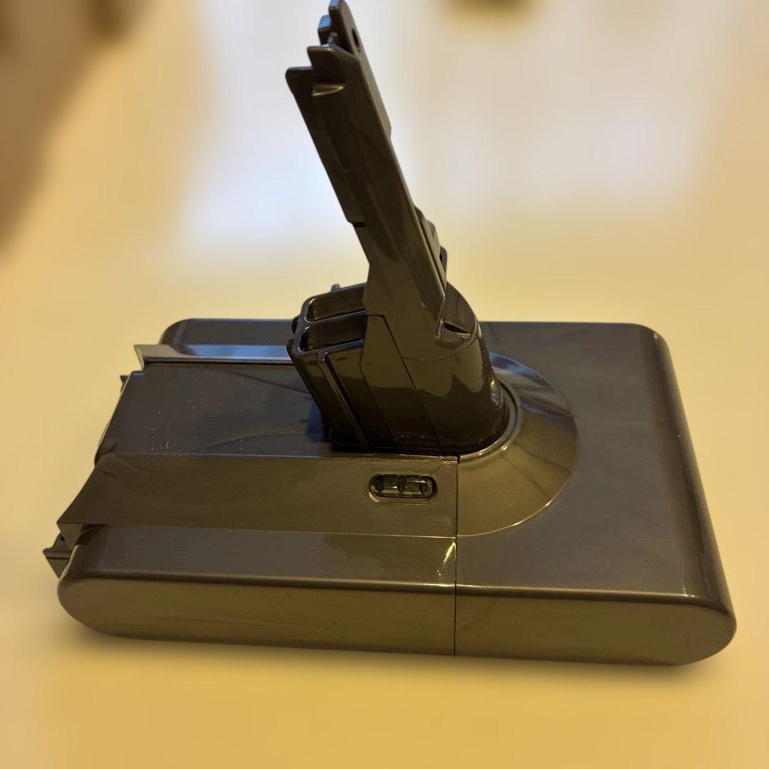 純正　ダイソンコードレス掃除機　V8バッテリー　パーツ番号969106-01