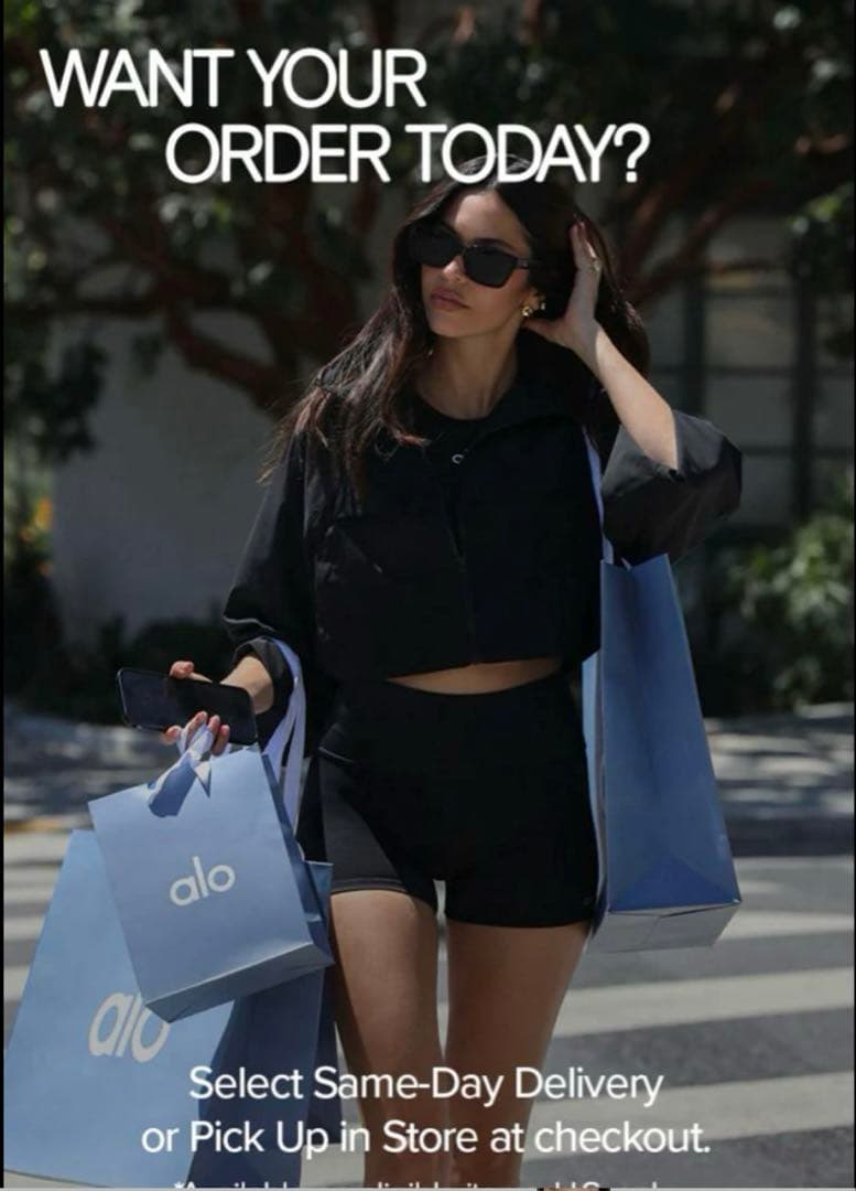 alo ピンク パーカー❣️ALO YOGAフード付き❣️