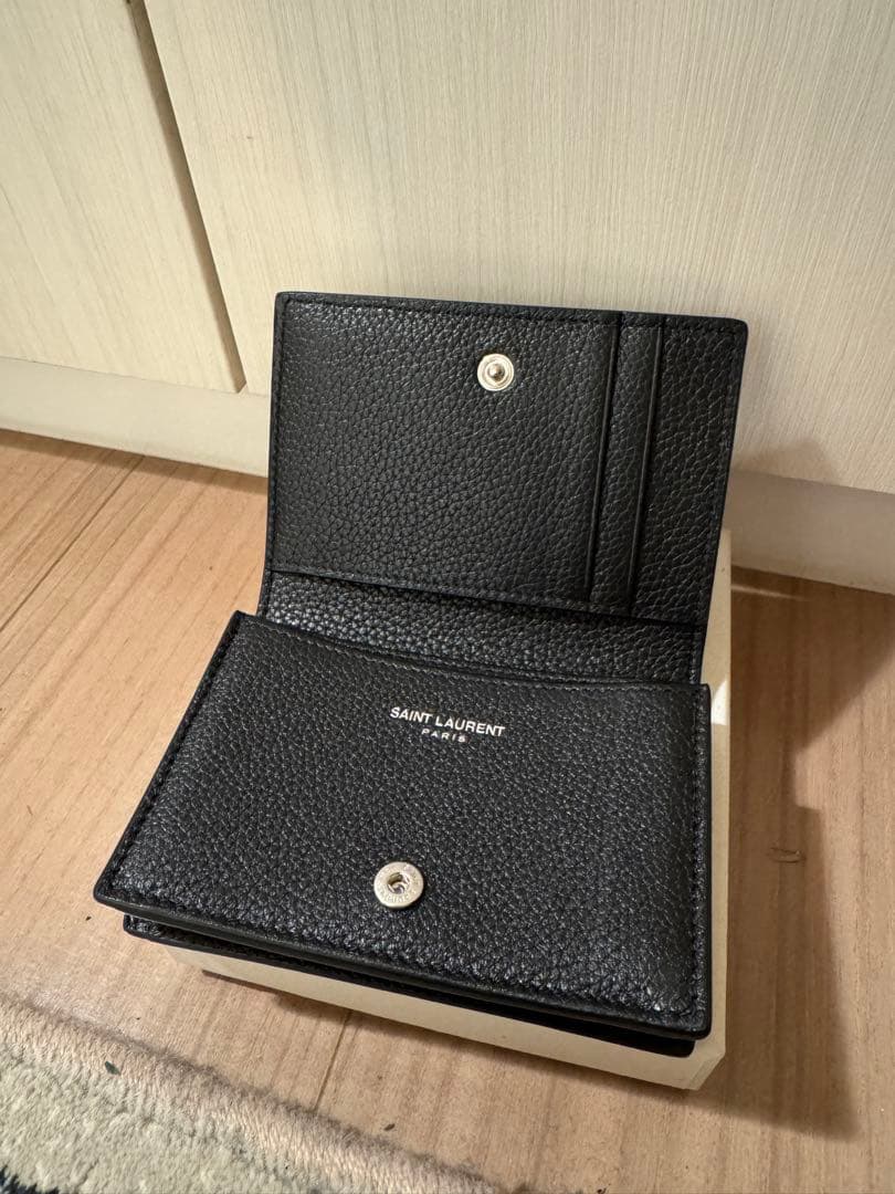 【新品 未使用】サンローラン　名刺入れ