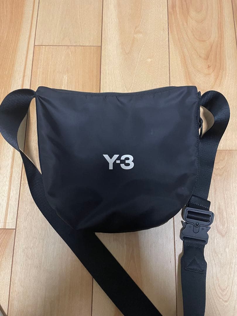 Y-3 ブラック ショルダーバッグ