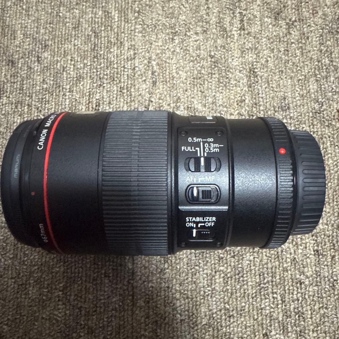 Canon EF 100mm f/2.8L Macro IS USM キャノン