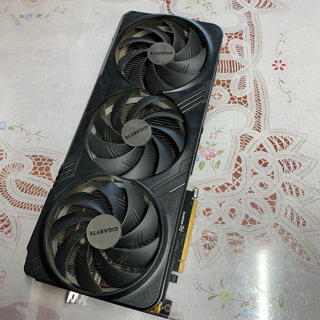 GIGABYTE GEFORCE RTX 型番不明。ジャンク品