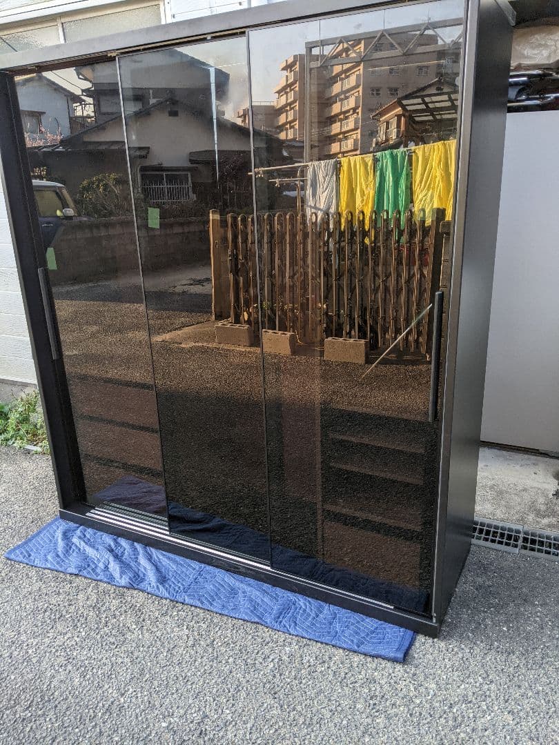 大塚家具ワードローブ「RENNELL レンネル」幅182cm ガラス扉 引き戸