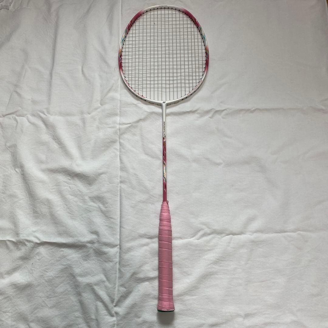 ヨネックス　ナノフレア　NANOFLARE 70 ピンク バドミントンラケット