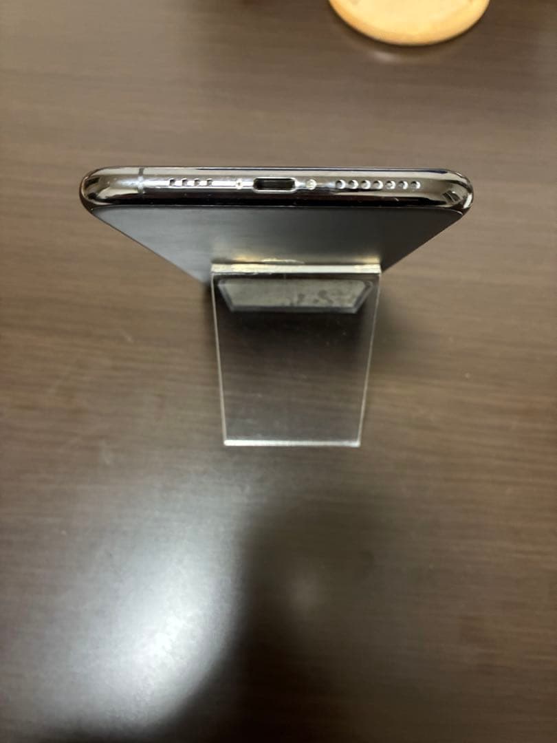 Apple iPhone 11 Pro max本体　256GB SIMフリー