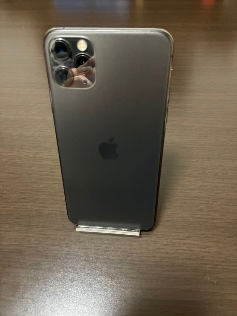 Apple iPhone 11 Pro max本体　256GB SIMフリー