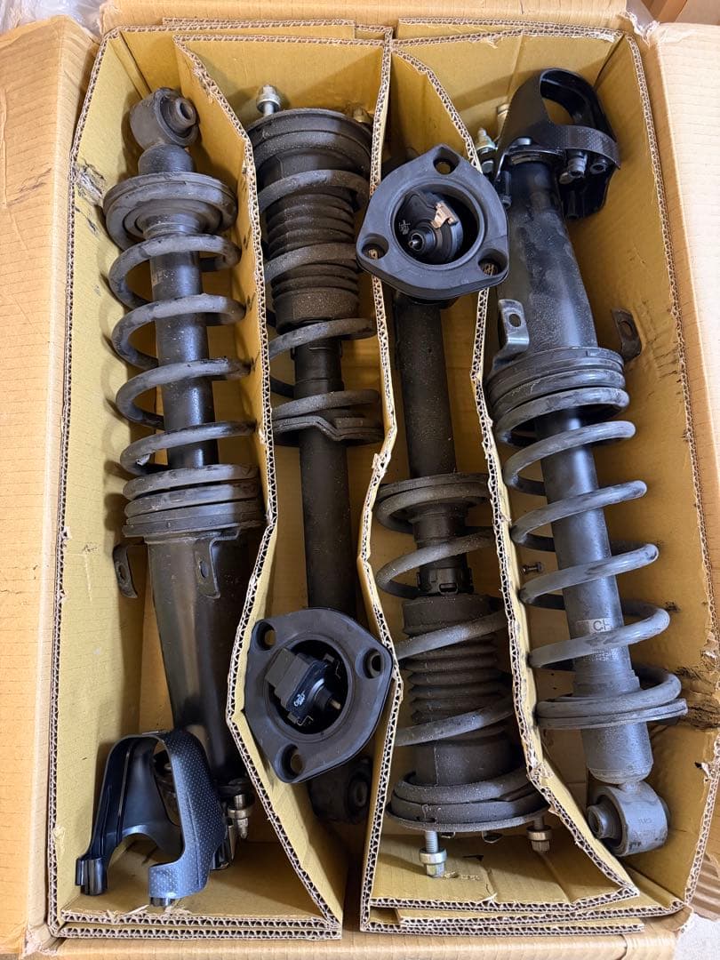 210系クラウン純正サス