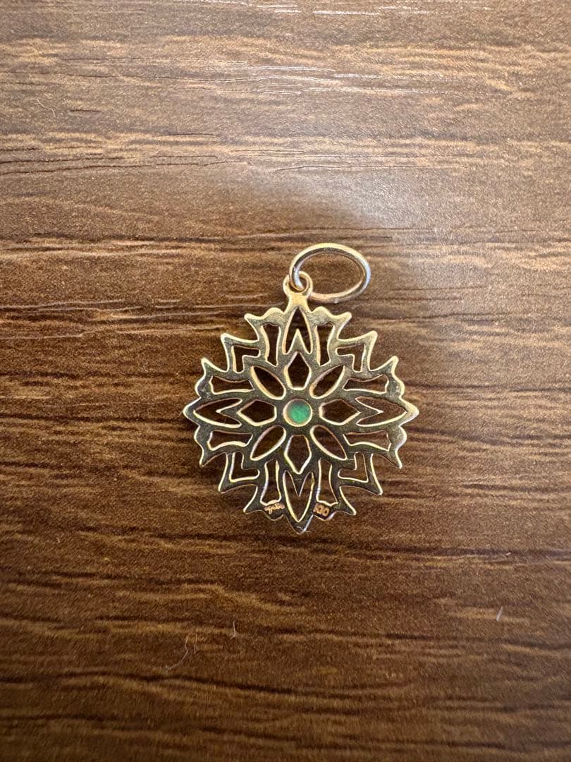 agete チャーム K10 オパール 透かし