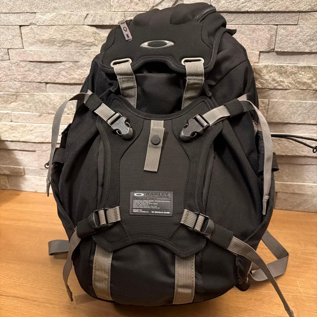 Oakley SI タクティカル バックパック カモ柄