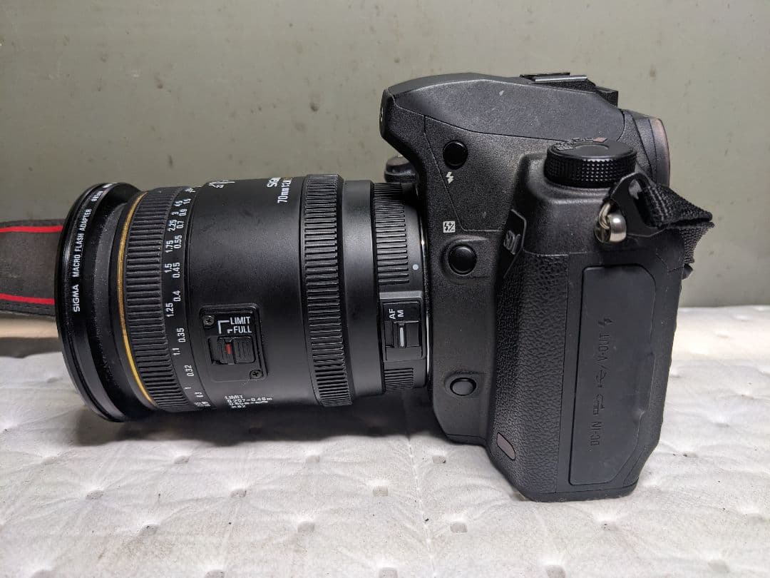 【ジャンク】SIGMA SD1 Merrill 本体+バッテリー +充電器