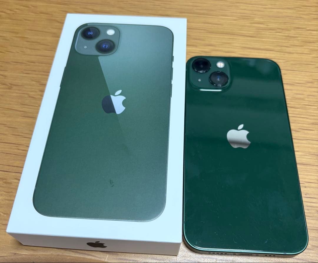 iPhone13 128GグリーンSIMフリー美品！