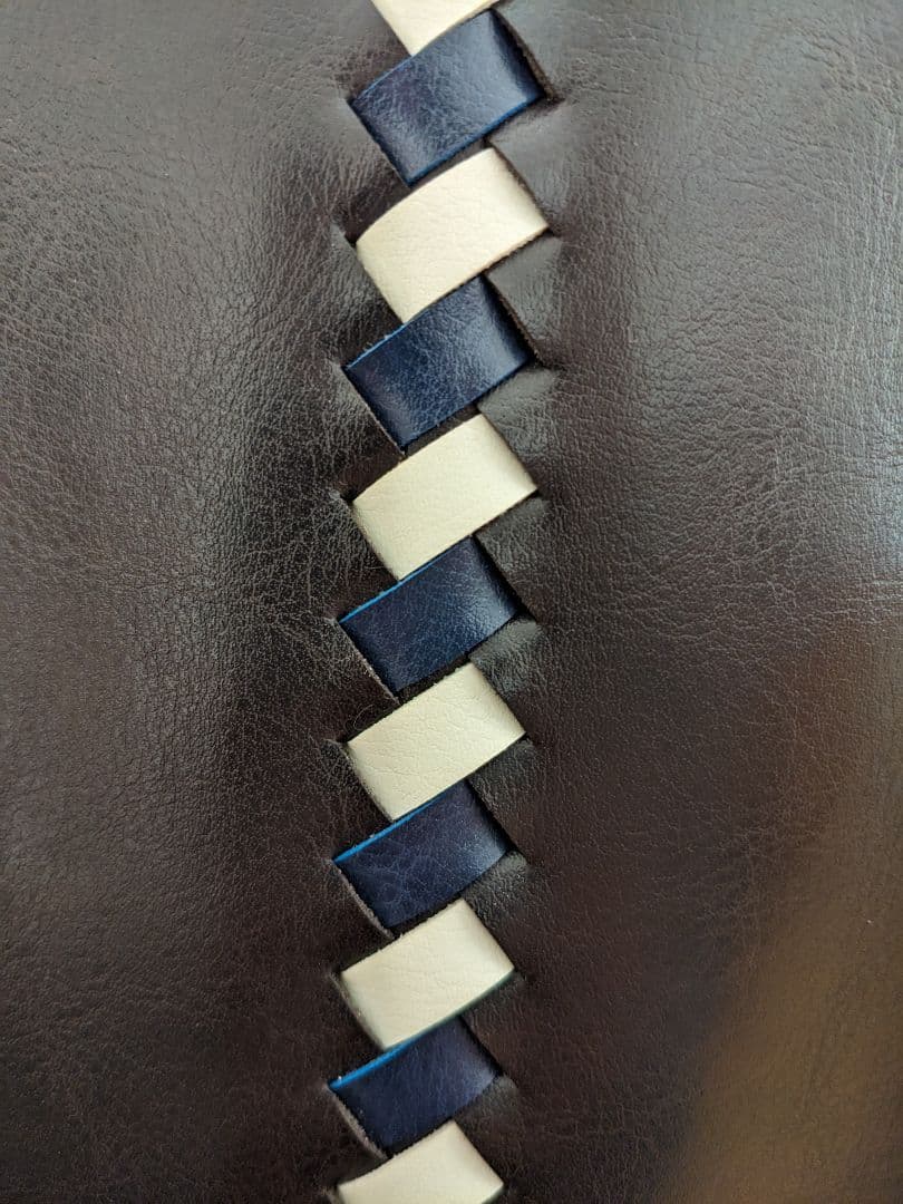 限定デザイン！ YOUTA ダレスバッグ Mサイズ チョコ（ブラウン）