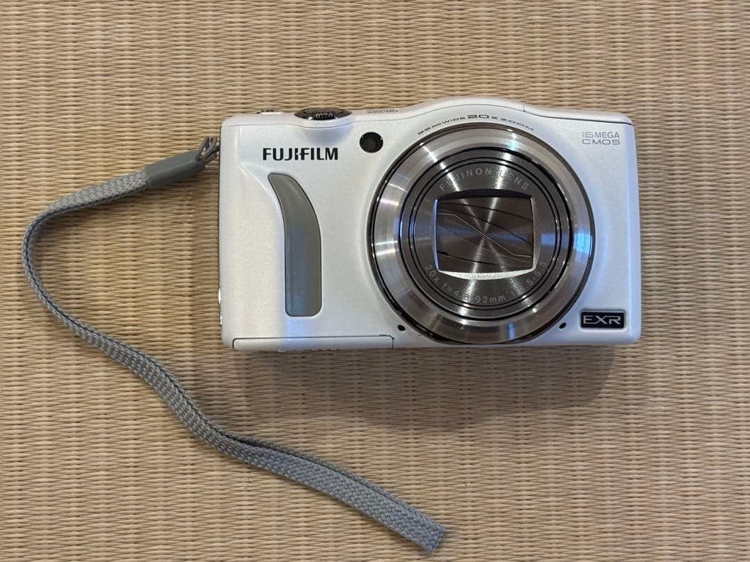 FUJIFILM デジタルカメラ FinePix F800EXR