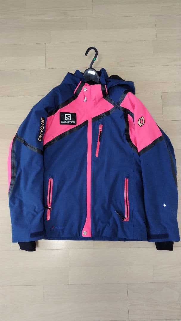 【超美品・非売品】サロモンチーム　オンヨネ　スキーウエア