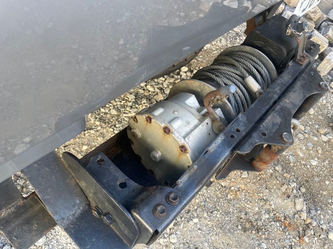 TOYOTA純正 12V ランクルの純正オプションウインチ　ランドクルーザー