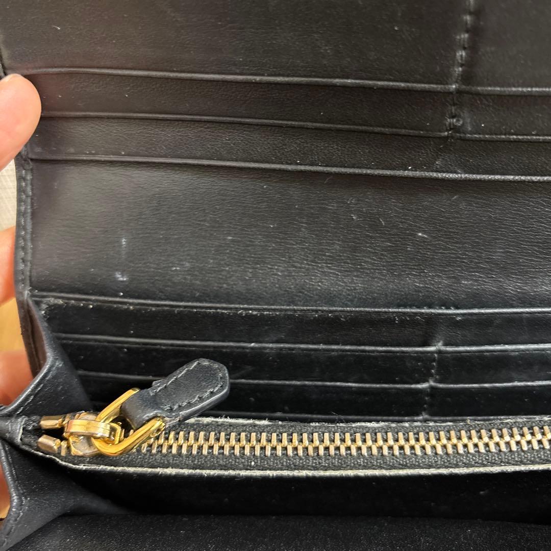 PRADA キルティング ブラック長財布