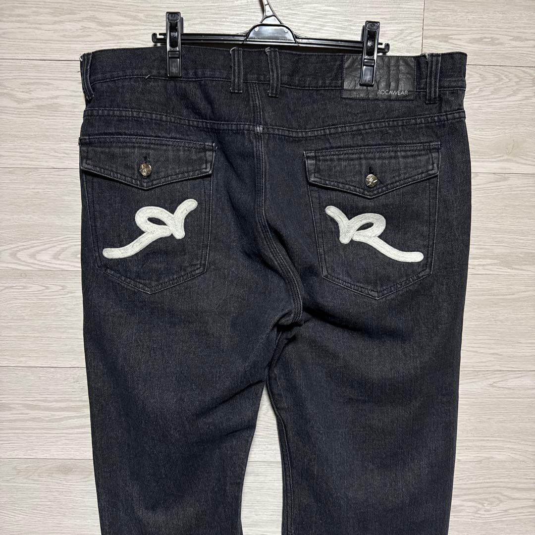 00s ROCA WEAR 先染め ブラックデニム 刺繍 W44 極太 バギー