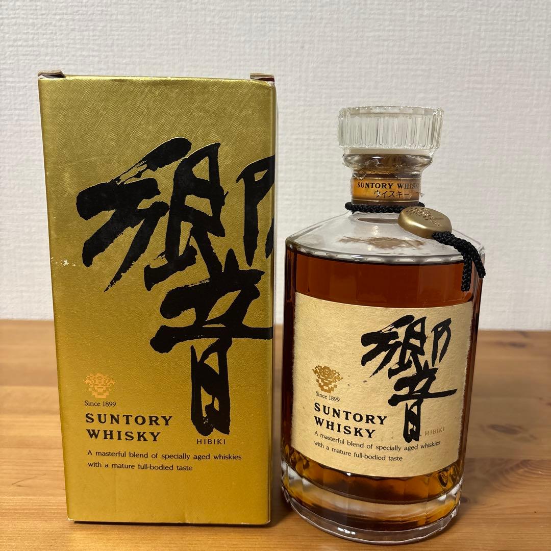 サントリーウイスキー響　裏ゴールドラベル　旧ボトル　箱付き　未開栓 ❸