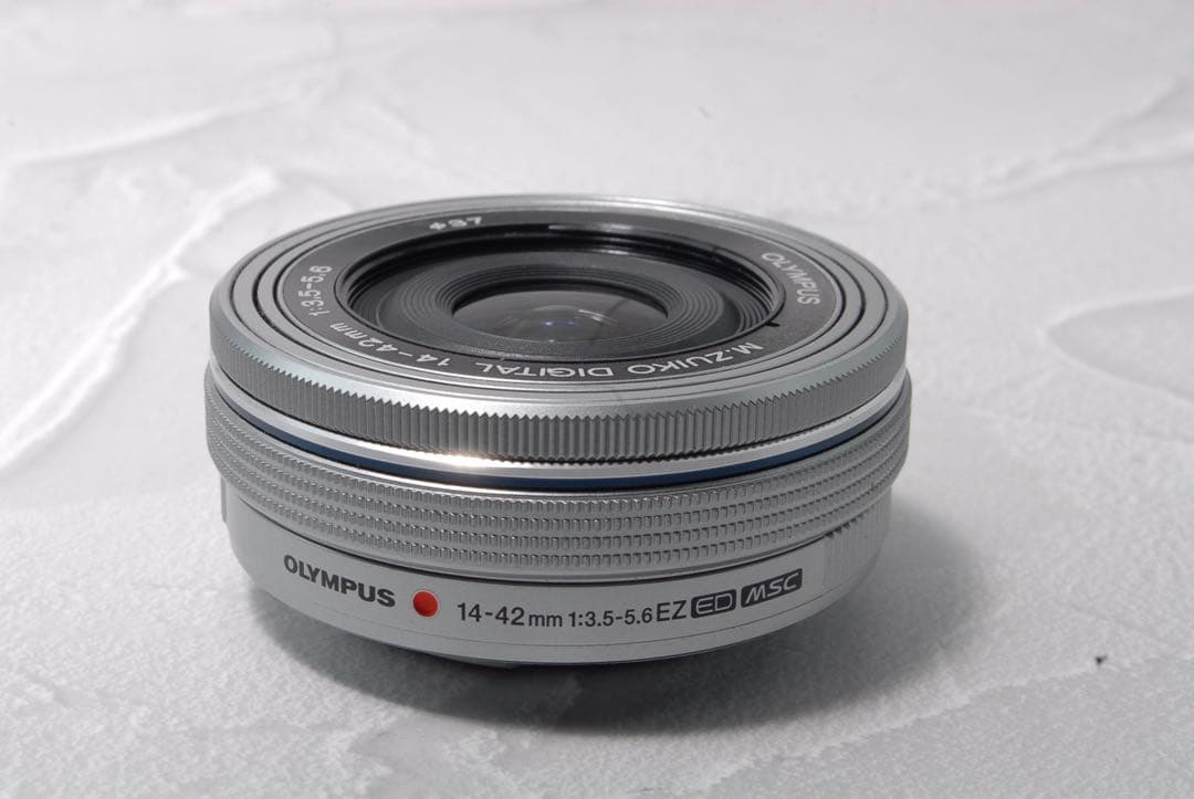 オリンパス M.ZUIKO 14-42mm EZ 電動ズームレンズ 動作確認済❣️