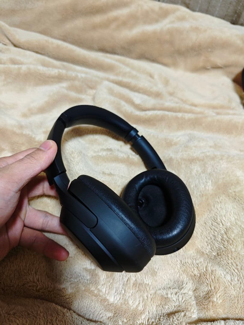 SONY WH-1000XM4 ワイヤレスヘッドホン（ブラック）