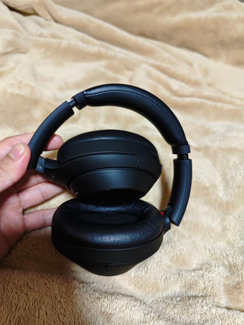 SONY WH-1000XM4 ワイヤレスヘッドホン（ブラック）