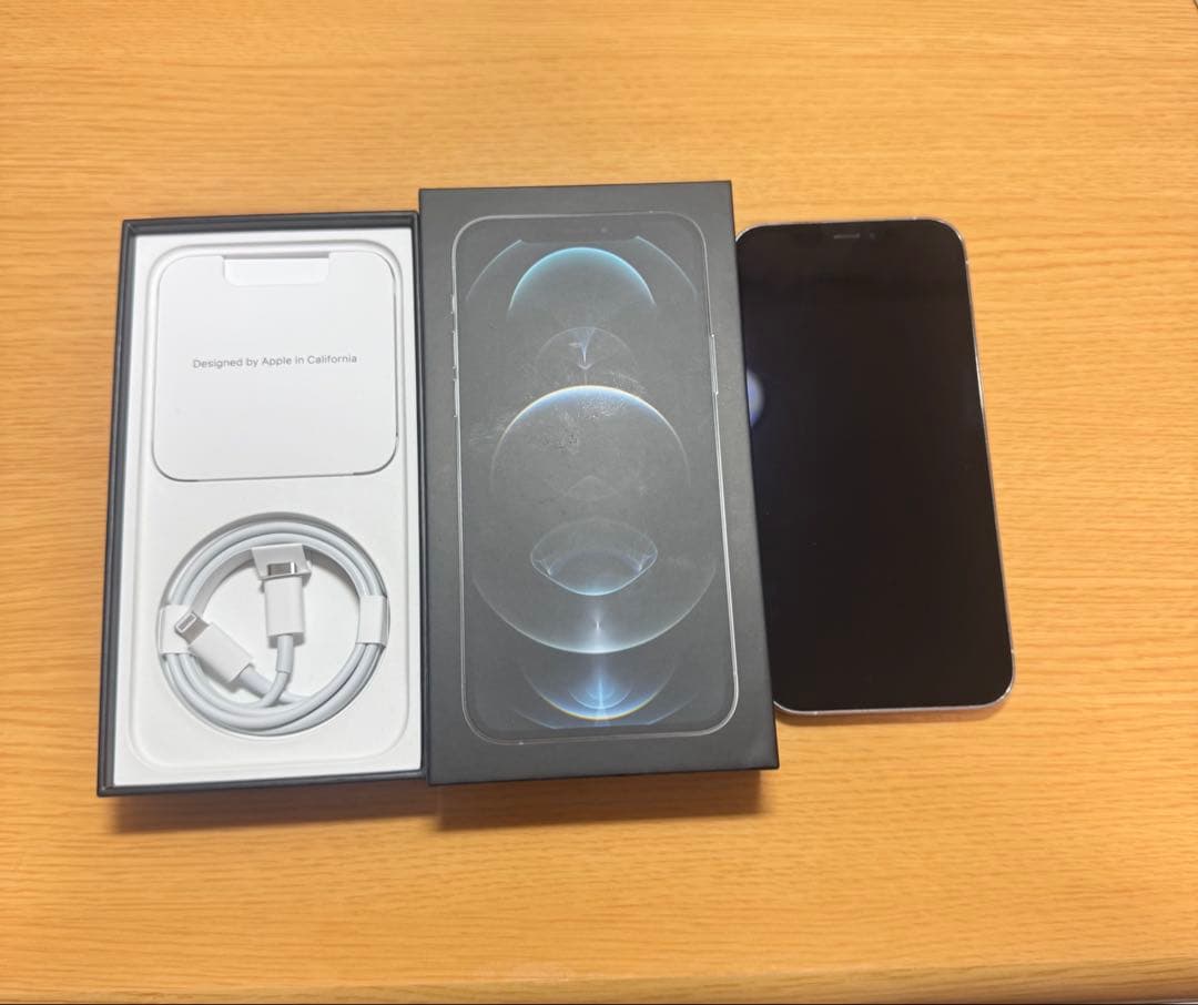 Apple iPhone 12 Pro シルバー 本体 箱 ケーブル