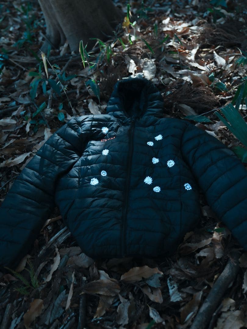 s様　花刺繍入りのパテッドジャケット(フード付き)
