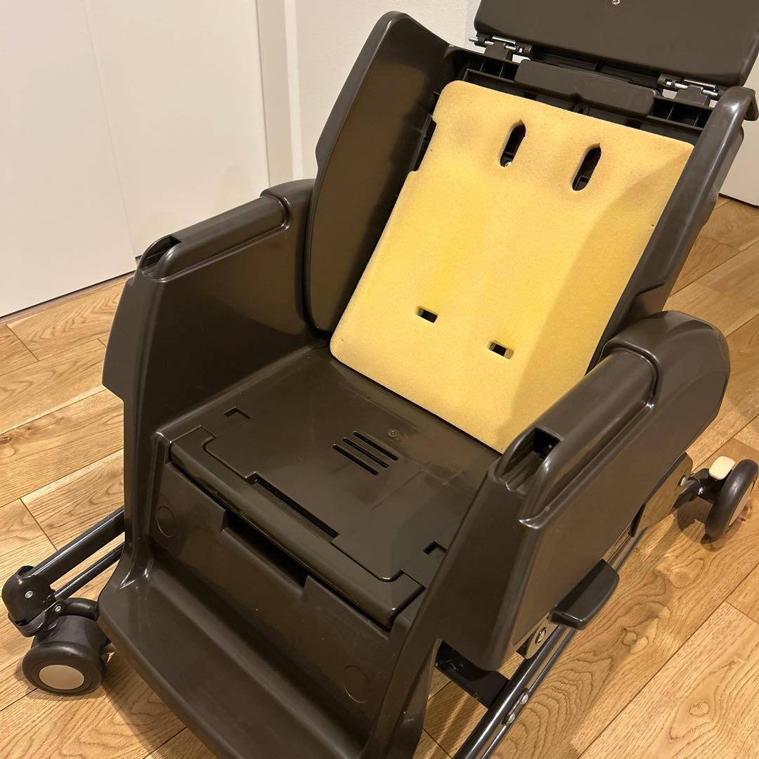 【送料込み】Aprica ユラリズム くまさんといっしょ　ハイローチェア