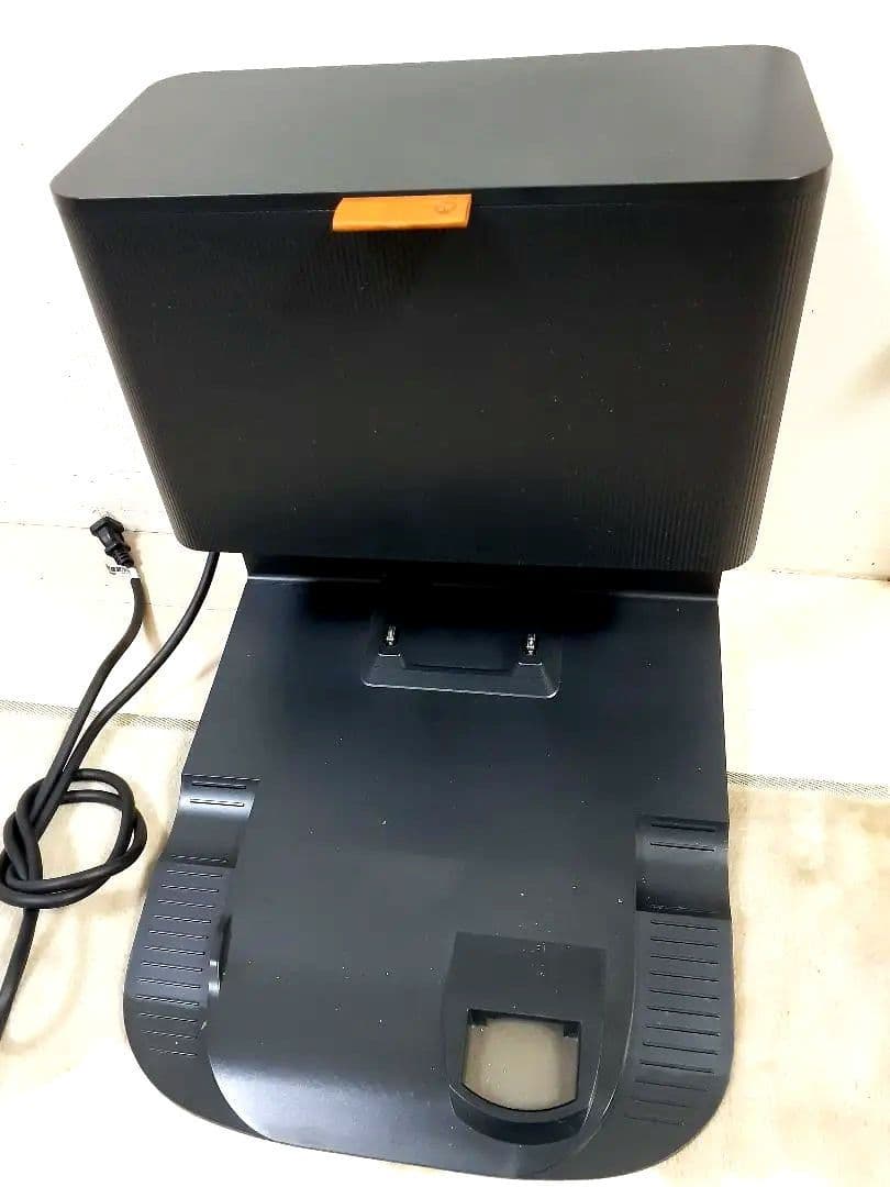 l Robot Roomba i5 　本体&充電型