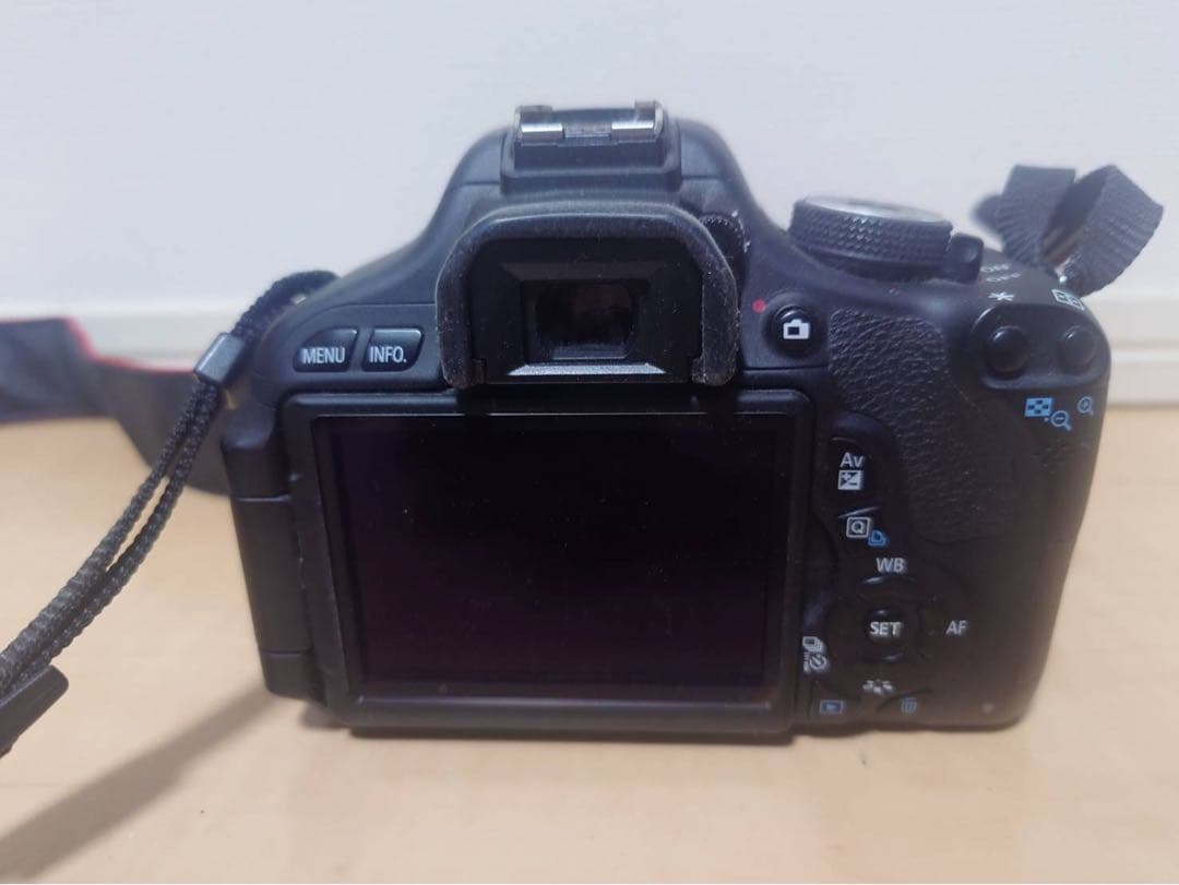 デジタル一眼レフ/Canon EOS kiss X5 18-55mm レンズ付