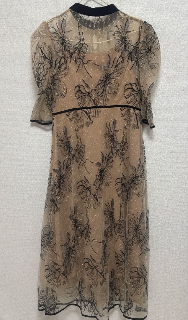 Leja 配色パイピングプチハイネック花柄刺繍ラメレースロング丈ドレスワンピース