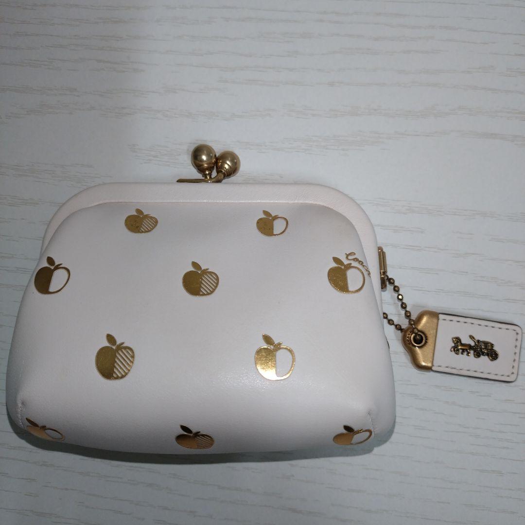 COACH リンゴ模様 ケース・小銭入れ