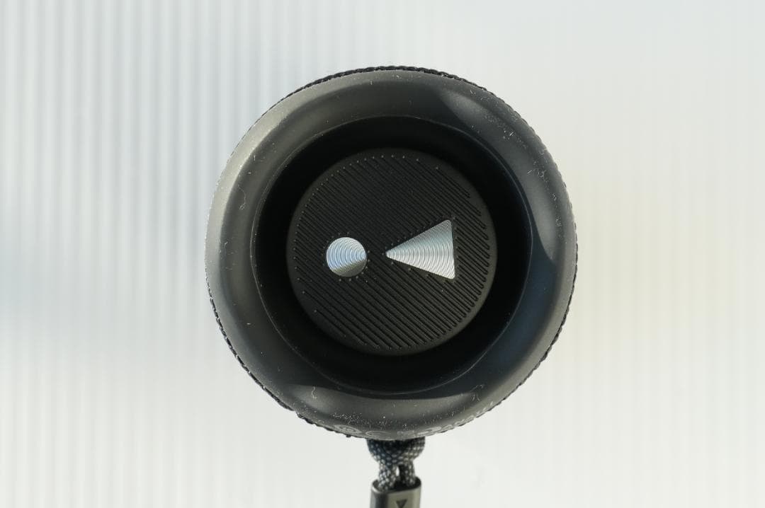 JBL FLIP 6 ワイヤレススピーカー ブラック　箱・ケーブル付き