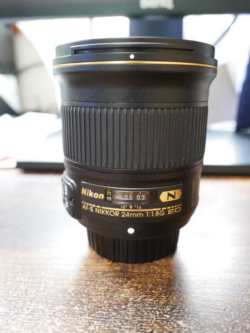 Nikon 24mm f/1.8G ED レンズ