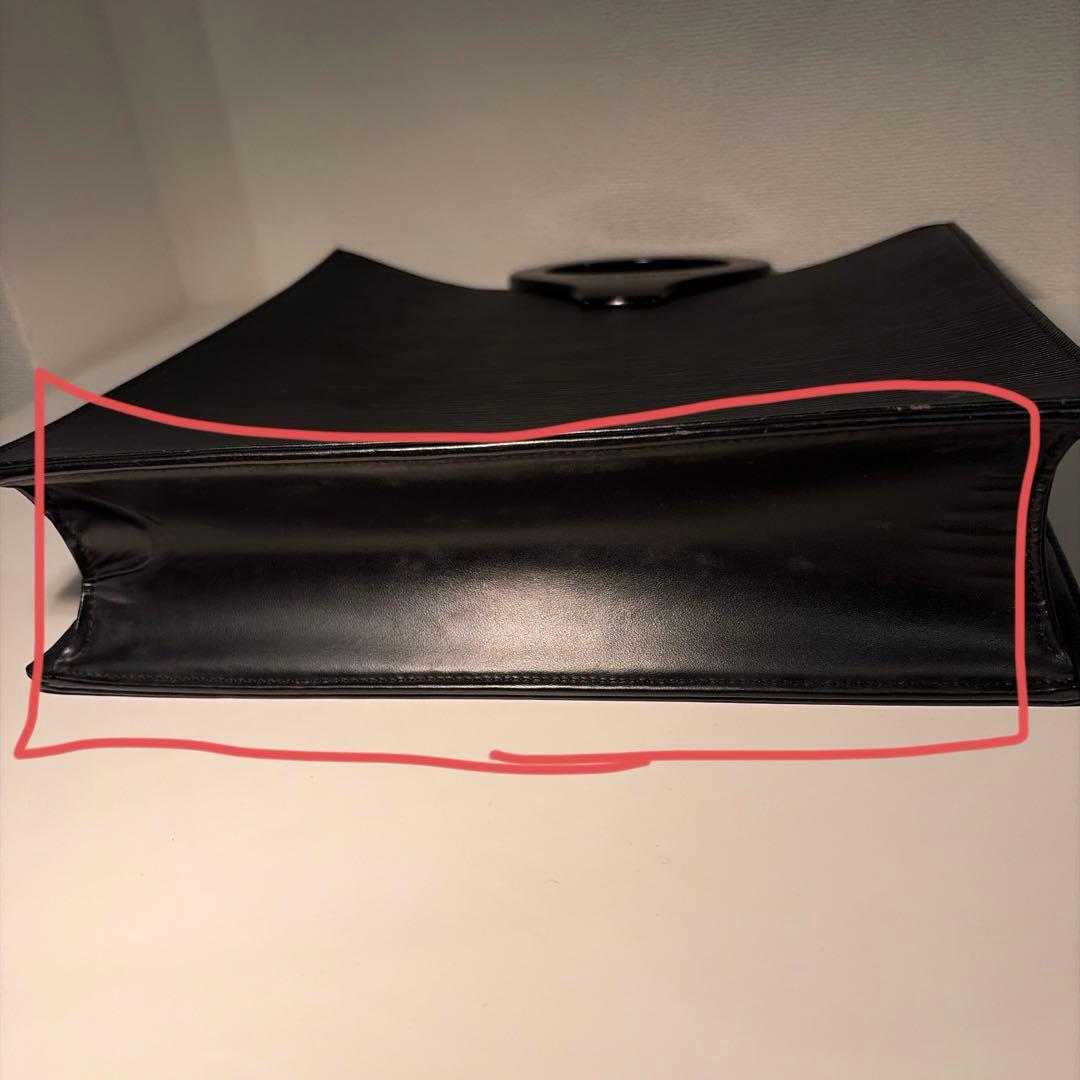 ルイヴィトン【LOUIS VUITTON】ヴィトン エピ　オンブル　ノワール